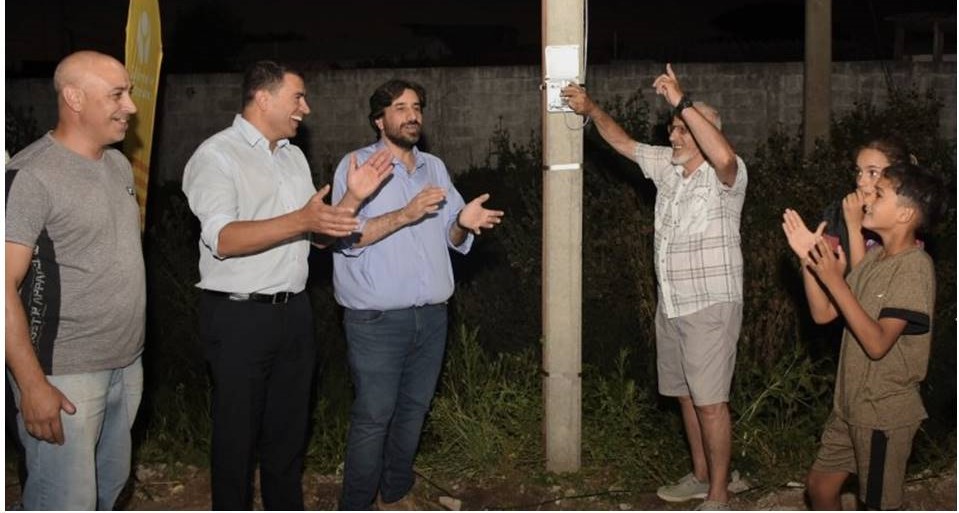 CANELONES EN OBRA – LA PAZ 100% ILUMINADA POR LA SINERGIA DEL GOBIERNO DEPARTAMENTAL, EL MUNICIPIO Y LOS VECINOS.